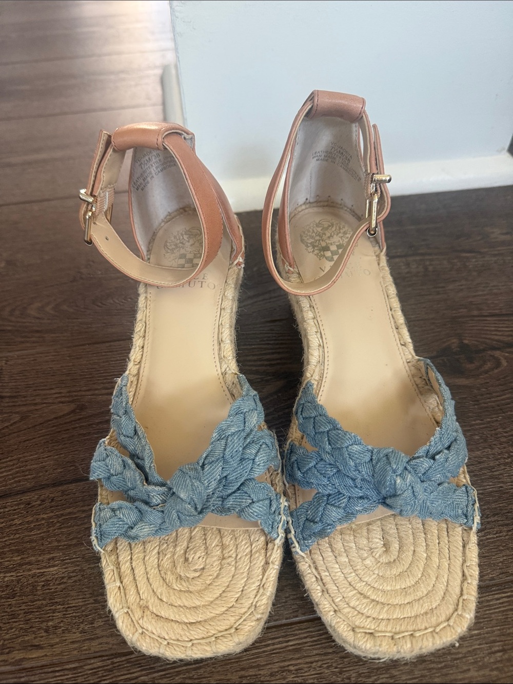 Vince Camuto NWOB Jadeya Blue Espadrille Wedge Sandals with Tan Ankle Strap 7.5 - Picture 3 of 7